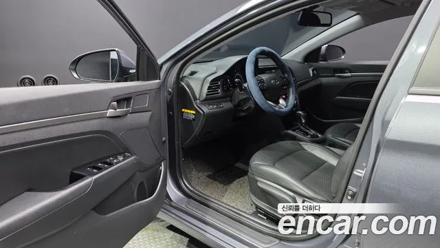 Hyundai Elantra 2019 thumb 10