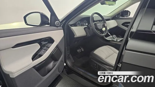 Land Rover Range Rover Evoque 2025 thumb 2