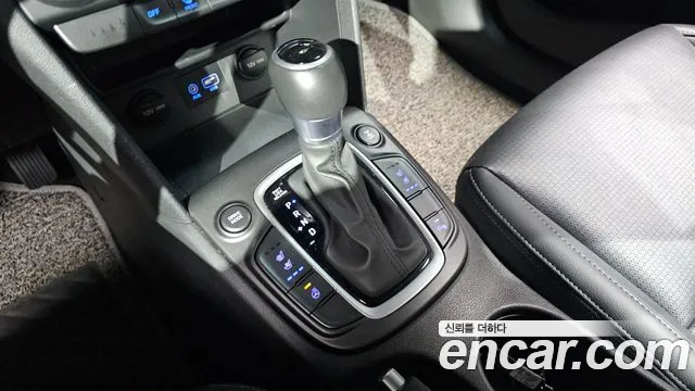 Hyundai Kona 2017 thumb 9