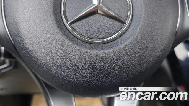 Mercedes-Benz GLC 2017 thumb 4