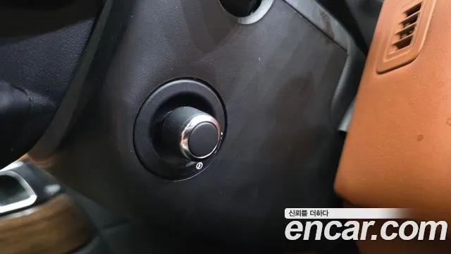 Land Rover Range Rover 2017 thumb 7