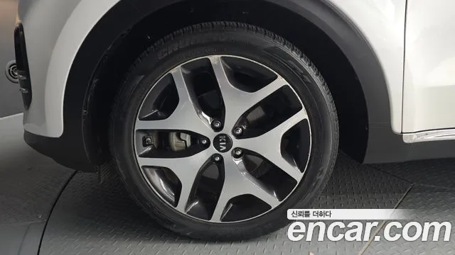 Kia Sportage 2018 thumb 5