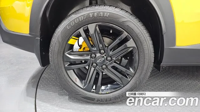 Chevrolet Tracker 2023 thumb 6