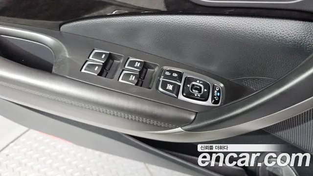 Hyundai Grandeur 2014 thumb 6