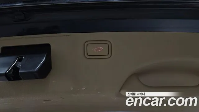 Kia Carnival 2015 thumb 5