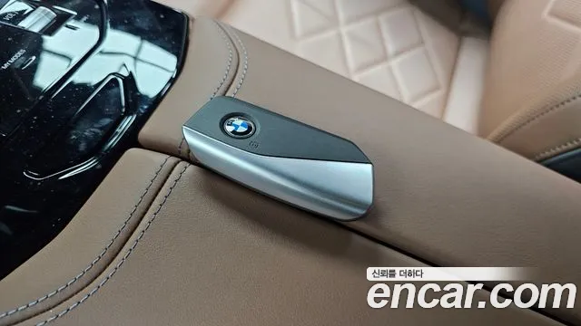 BMW 5 серии 2025 thumb 3