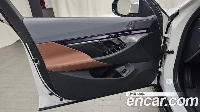 BMW 5 серии 2025 thumb 6