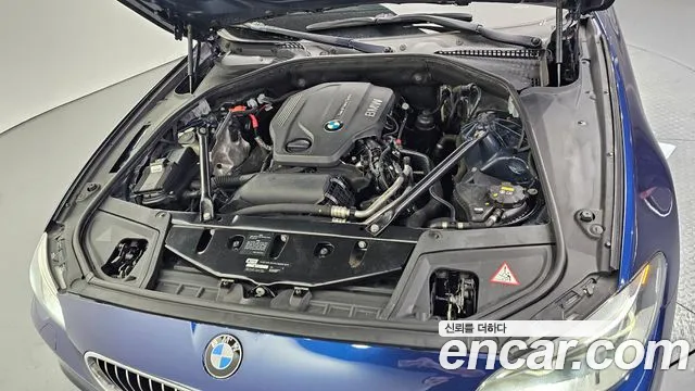 BMW 5 серии 2015 thumb 2