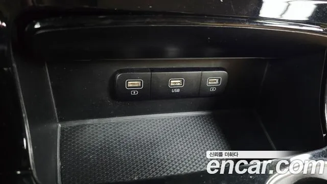 Kia Carnival 2020 thumb 6