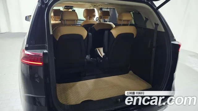 Kia Carnival 2020 thumb 2