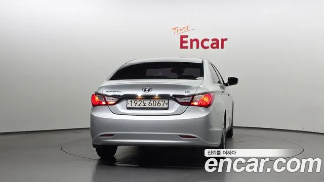 Hyundai Sonata 2014 thumb 10