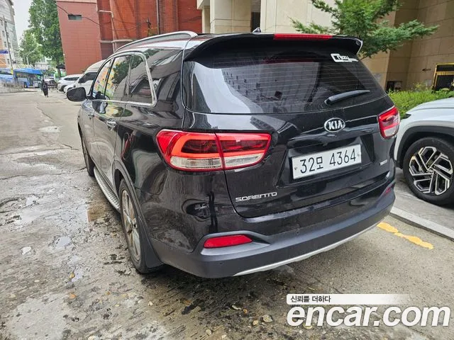 Kia Sorento 2015 thumb 10