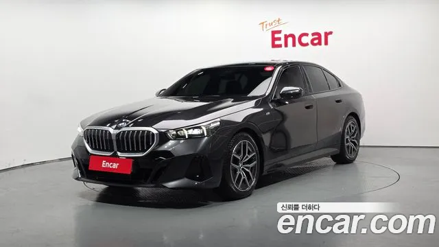 BMW 5 серии 2023 thumb 7
