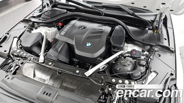 BMW 5 серии 2025 thumb 3