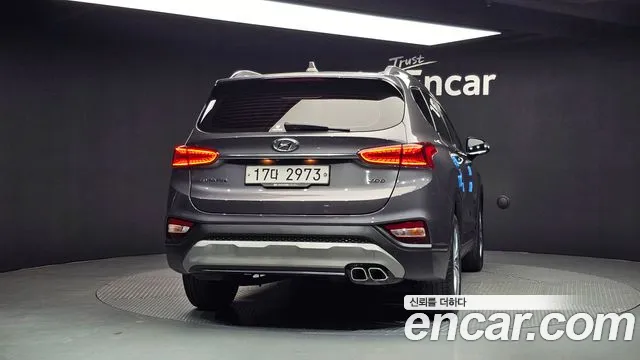 Hyundai Santa Fe 2018 thumb 5