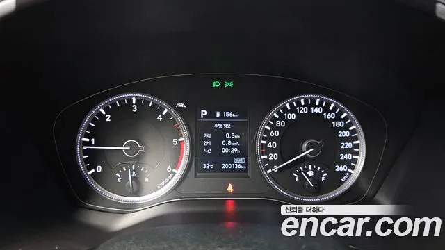 Hyundai Santa Fe 2018 thumb 4