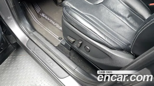 Hyundai Santa Fe 2018 thumb 7