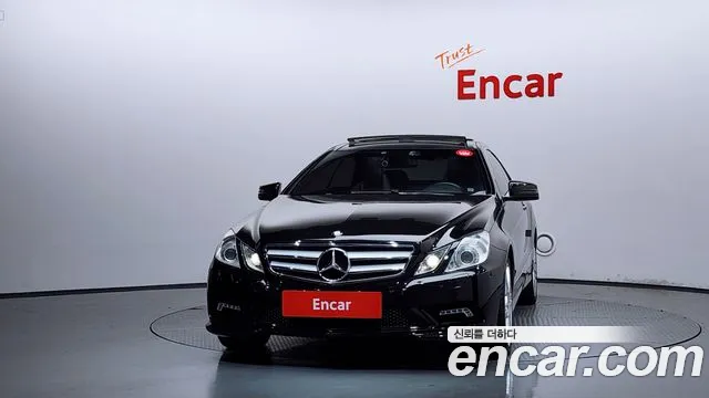 Mercedes-Benz E-Class 2010 thumb 3