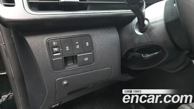 Hyundai Staria 2022 thumb 7