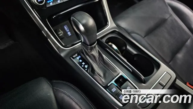 Hyundai Grandeur 2017 thumb 9