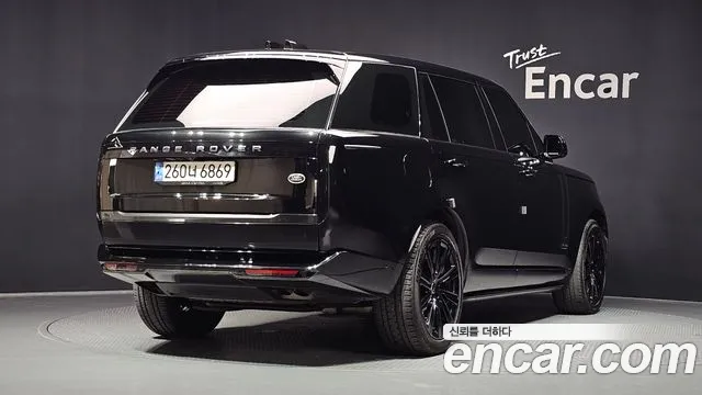Land Rover Range Rover 2022 thumb 2