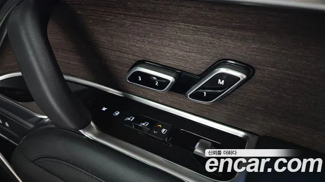 Land Rover Range Rover 2022 thumb 11