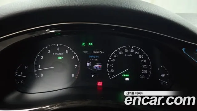 Hyundai Genesis 2011 thumb 8