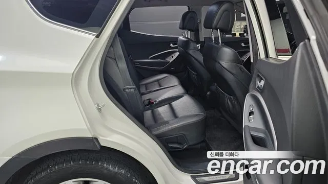 Hyundai Санта Фе 2013 thumb 11