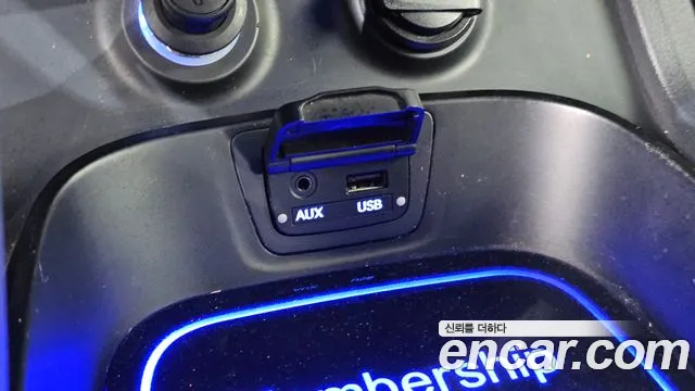 Hyundai Санта Фе 2013 thumb 12