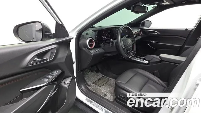 Chevrolet Tracker 2023 thumb 2