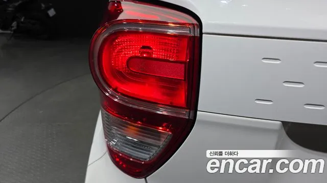 Kia Ray 2018 thumb 2