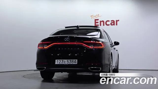 Hyundai Grandeur 2017 thumb 11