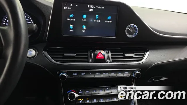 Hyundai Grandeur 2017 thumb 4