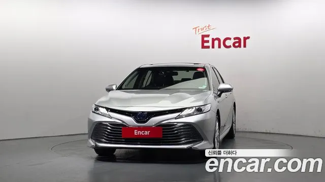 Toyota Camry 2018 thumb 9