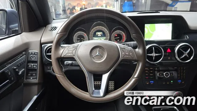Mercedes-Benz GLC-Класс 2014 thumb 10