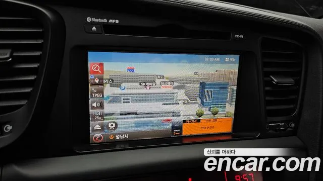 Kia K5 2010 thumb 2