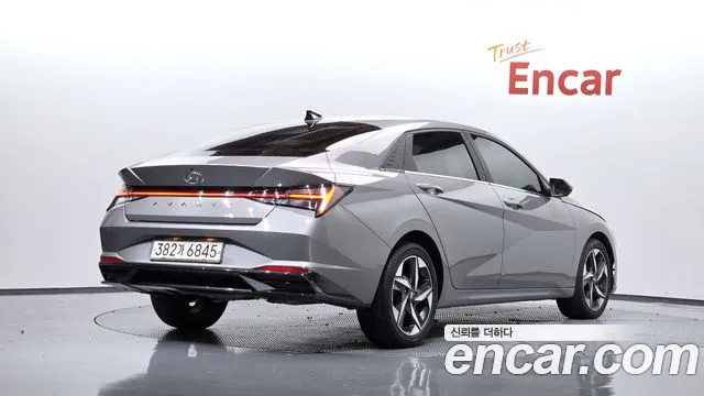 Hyundai Elantra 2021 thumb 4