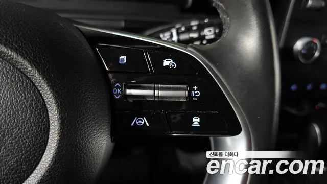 Hyundai Staria 2023 thumb 8