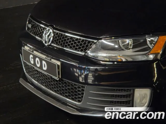 Volkswagen Jetta 2012 thumb 3
