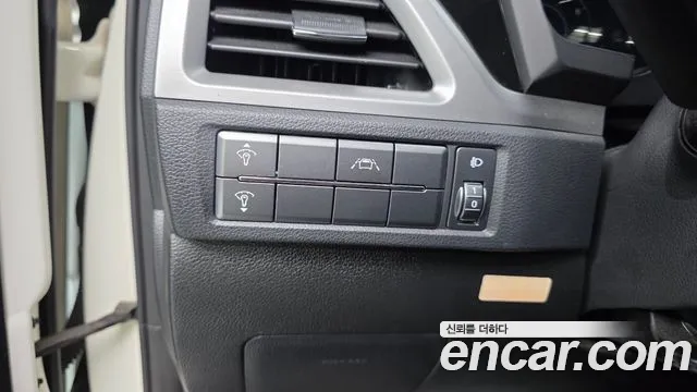 KGM Korando 2021 thumb 7