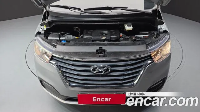 Hyundai Staria 2019 thumb 11