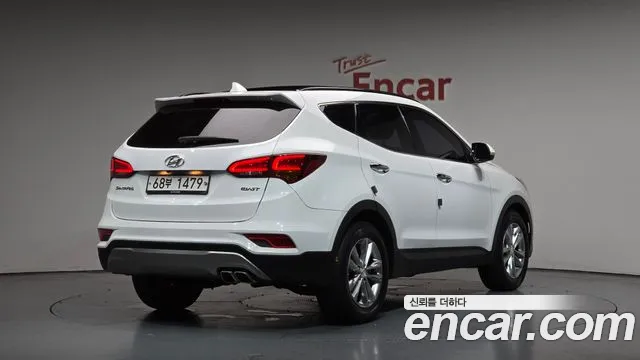 Hyundai Santafe 2016 thumb 2
