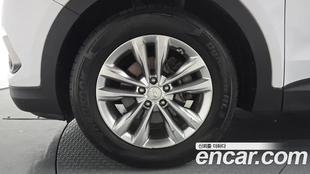 Hyundai Santafe 2016 thumb 5