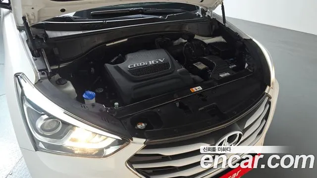 Hyundai Santafe 2016 thumb 6