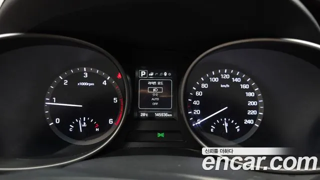Hyundai Santafe 2016 thumb 8