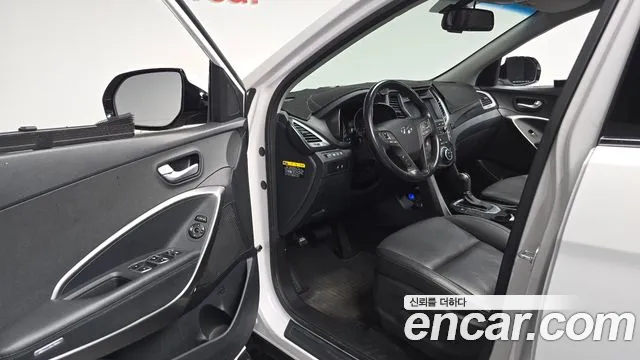 Hyundai Santafe 2016 thumb 10