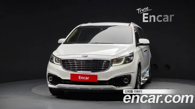 Kia Carnival 2018 thumb 3