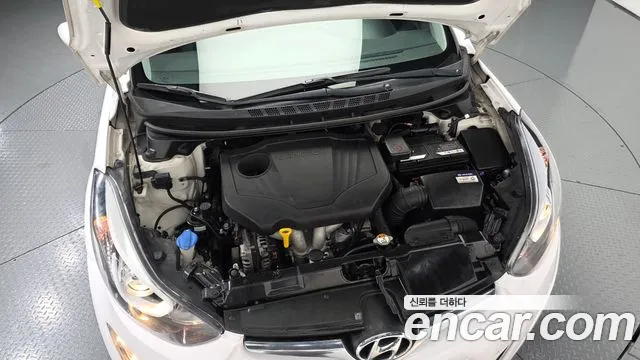 Hyundai Elantra 2015 thumb 7