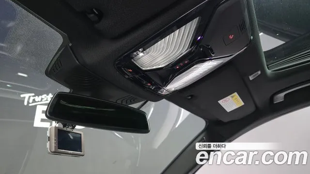 BMW 5 серии 2018 thumb 5