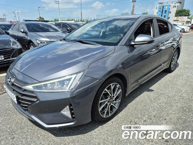 Hyundai Avante 2018 thumb 8